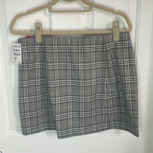 NWT gray plaid miniskirt size L - Picture 5 of 6